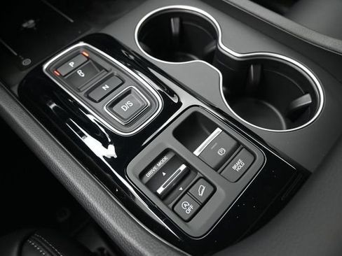 New 2026 Honda Pilot Touring image 4