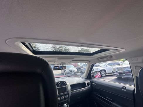 Used 2015 Jeep Patriot High Altitude AWD/4WD image 14