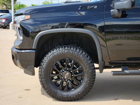 Used 2025 Chevrolet Silverado 2500 LT w/ Trail Boss Package image 12