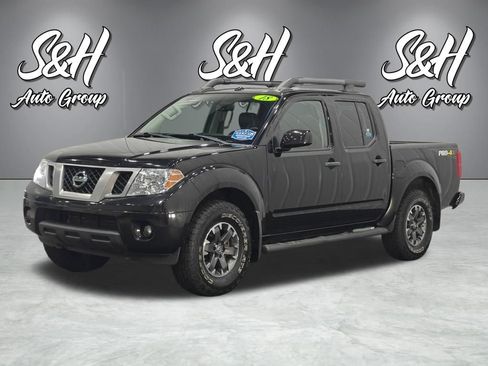 Used 2018 Nissan Frontier PRO-4X AWD/4WD image 12