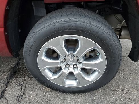 Used 2023 RAM 1500 Big Horn image 32