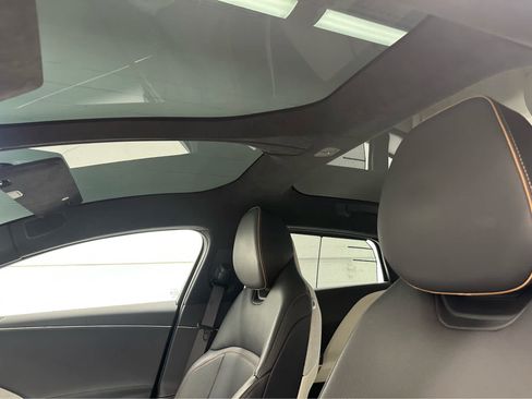 Used 2023 Lucid Air Touring AWD/4WD image 12
