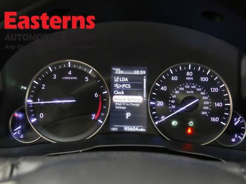 Used 2018 Lexus ES 350 w/ Luxury Package w/Wood Trim image 18