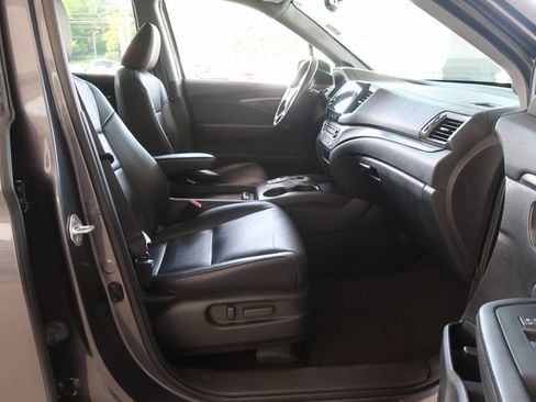 Used 2021 Honda Pilot EX-L image 42