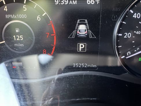 Used 2023 Nissan Kicks SV FWD image 15