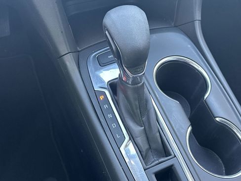 Used 2024 Chevrolet Equinox LS w/ LS Convenience Package image 15