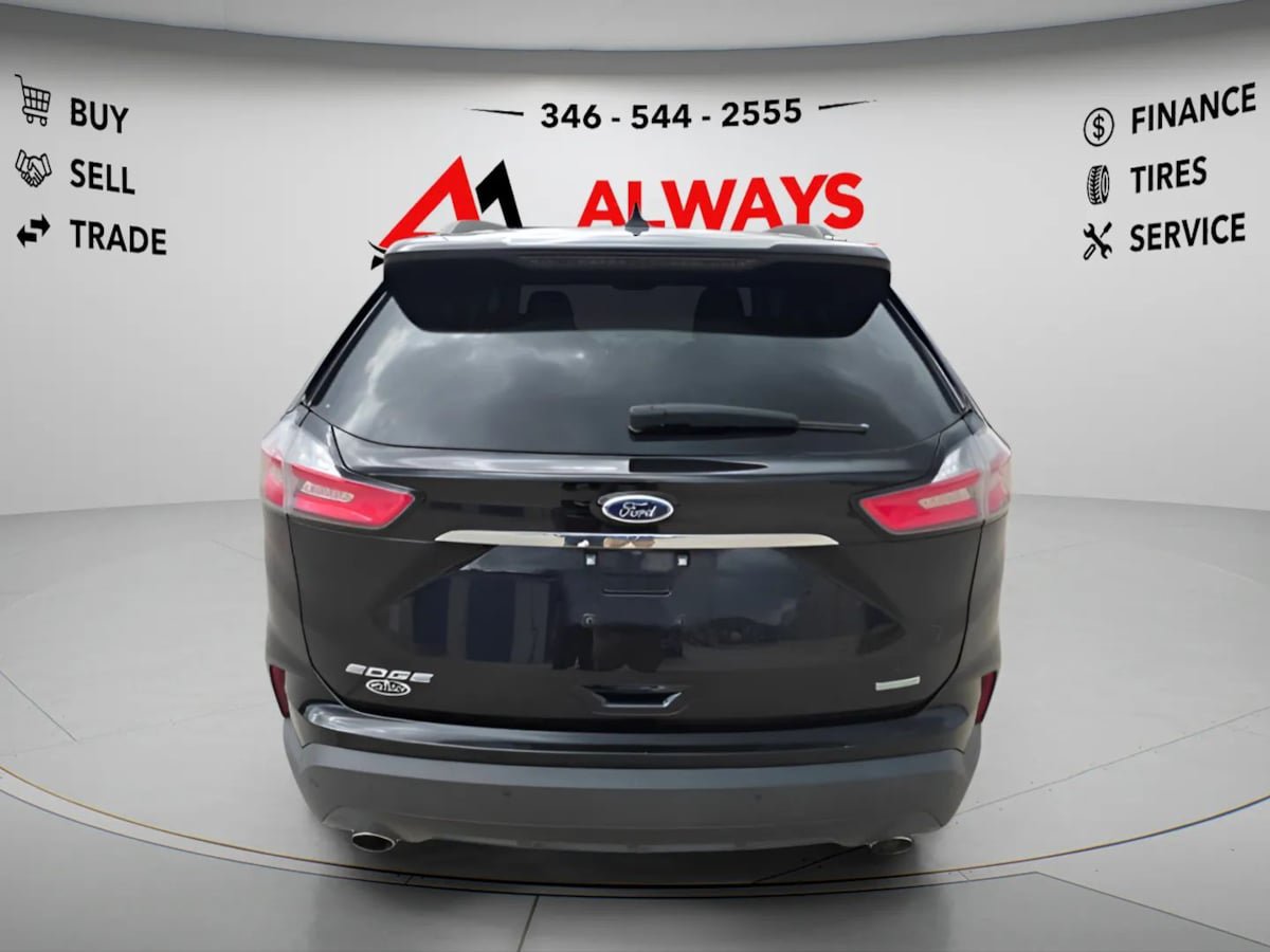 Used 2020 Ford Edge SE FWD image 13