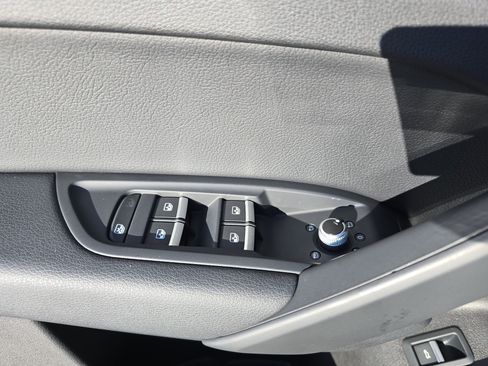 Used 2018 Audi Q5 2.0T Premium Plus w/ Premium Plus Package image 23