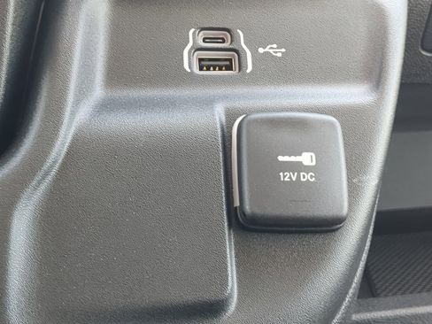 New 2026 RAM ProMaster 2500 w/ Premium Convenience Group image 19