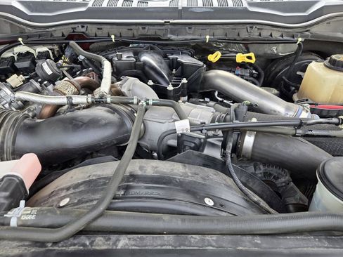 Used 2017 Ford F250 Lariat w/ Lariat Ultimate Package AWD/4WD image 30