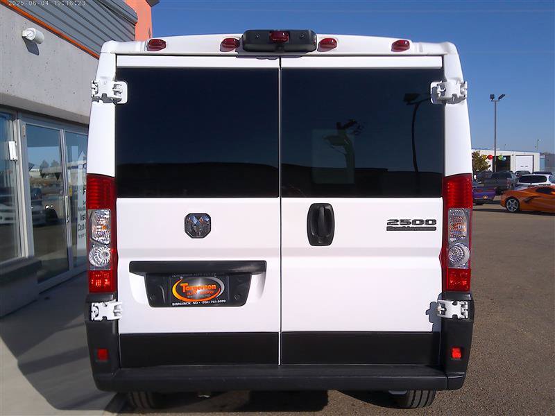 Used 2025 RAM ProMaster 2500 w/ U-Haul Equipment Group FWD image 18