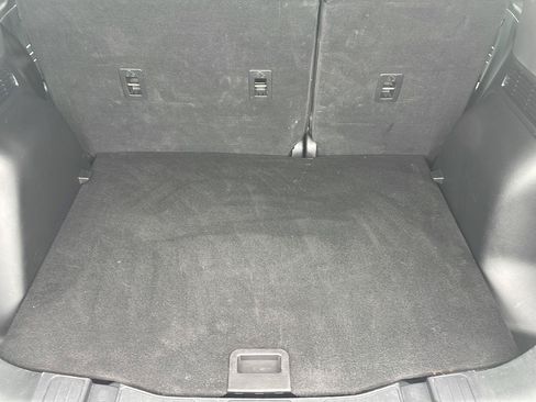 Used 2025 Ford Escape Platinum AWD/4WD image 29