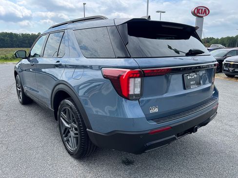 Used 2025 Ford Explorer ST-Line w/ Premium Package AWD/4WD image 3