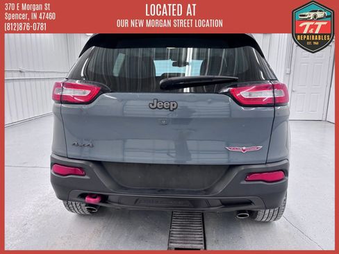 Used 2014 Jeep Cherokee Trailhawk w/ Comfort/Convenience Group AWD/4WD image 5