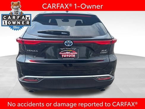 Certified 2022 Toyota Venza XLE AWD/4WD image 5