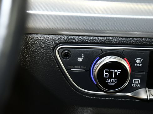 Used 2025 Audi Q5 2.0T Premium image 29