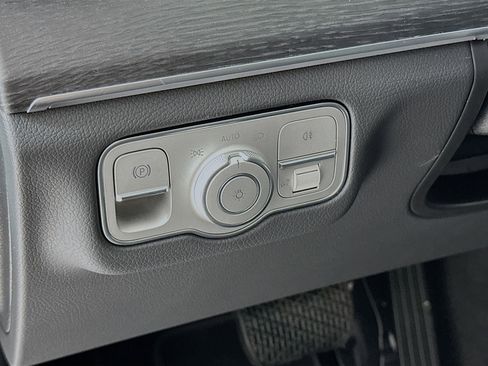 New 2026 Mercedes-Benz GLE 450 4MATIC image 11