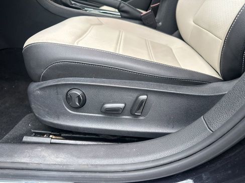 Used 2021 Volkswagen Passat 2.0T R-Line image 13