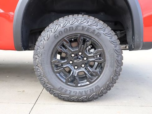New 2026 Chevrolet Silverado 1500 ZR2 w/ Dark Appearance Package AWD/4WD image 50