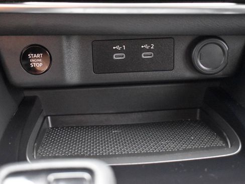 Certified 2024 Nissan Rogue SV w/ SV Premium Package FWD image 39