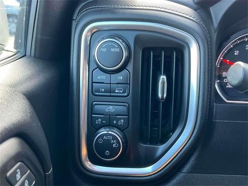 Used 2020 Chevrolet Silverado 1500 LT w/ All-Star Edition image 21
