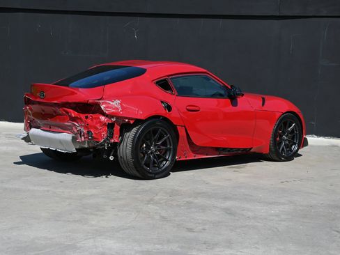 Used 2023 Toyota Supra Premium w/ Driver Assist Package image 5