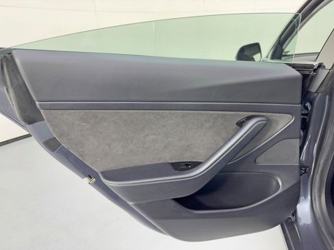 Used 2020 Tesla Model 3 Standard Range Plus image 41