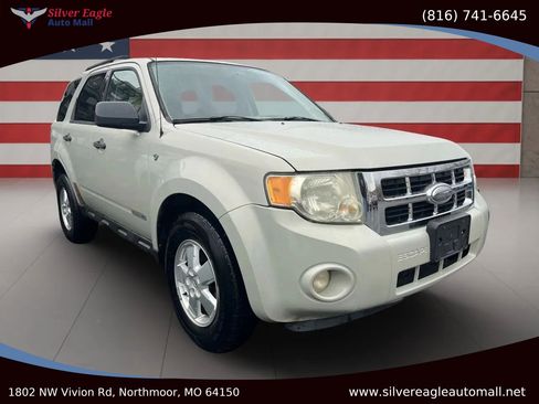 Used 2008 Ford Escape XLT image 2