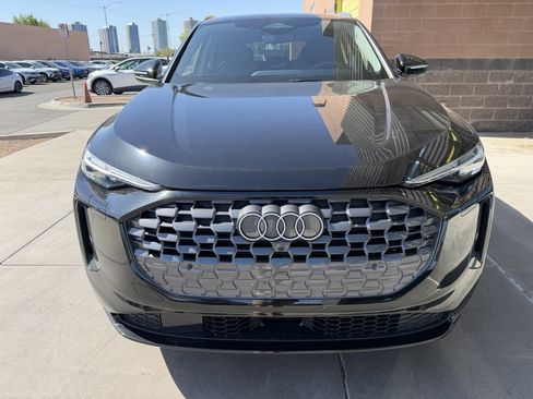Used 2025 Audi Q5 Premium Plus w/ Premium Plus AWD/4WD image 10
