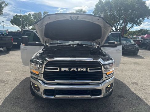 Used 2021 RAM 2500 Big Horn w/ Level 1 Equipment Group AWD/4WD image 11