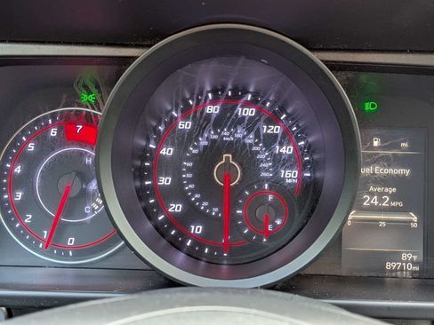 Used 2021 Hyundai Elantra SEL FWD image 29