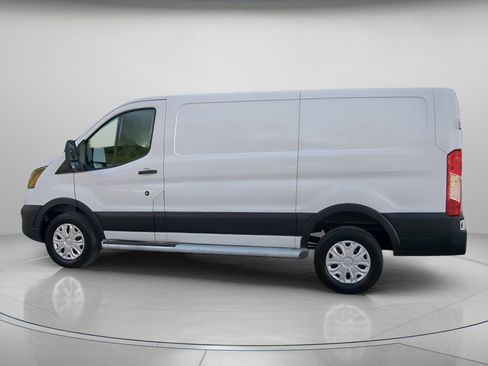 Certified 2025 Ford Transit 250 Low Roof w/ Exterior Upgrade Package RWD image 15
