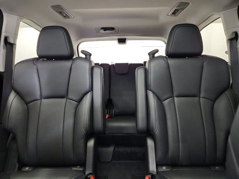 Used 2021 Subaru Ascent Touring AWD/4WD image 34