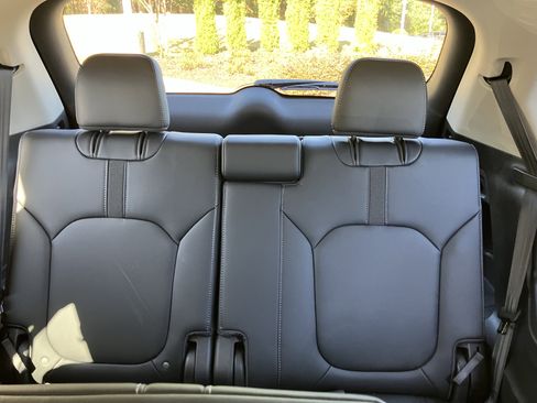 Certified 2025 Honda Pilot EX-L image 33