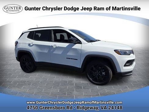New 2026 Jeep Compass Latitude image 1