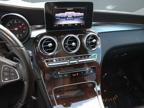Used 2017 Mercedes-Benz GLC 300 GLC 300 image 22
