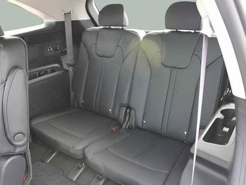 New 2025 Kia Sorento EX image 9