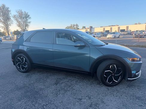 Used 2024 Hyundai Ioniq 5 SE RWD image 6