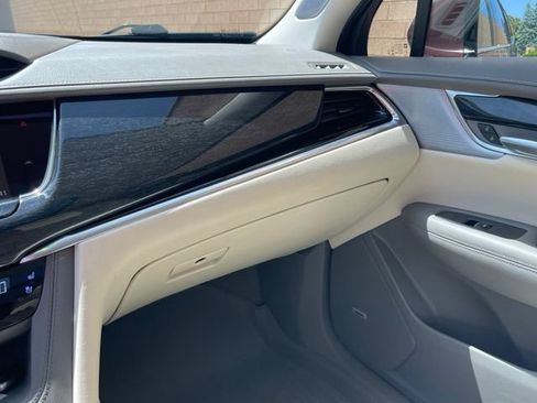 Certified 2022 Cadillac XT6 Premium Luxury w/ Technology Package AWD/4WD image 27