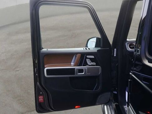 Used 2019 Mercedes-Benz G 550 image 21