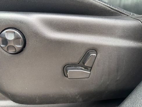 Used 2024 Dodge Durango GT image 14