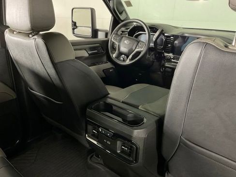 Used 2025 Chevrolet Silverado 2500 ZR2 w/ ZR2 Bison Edition AWD/4WD image 27