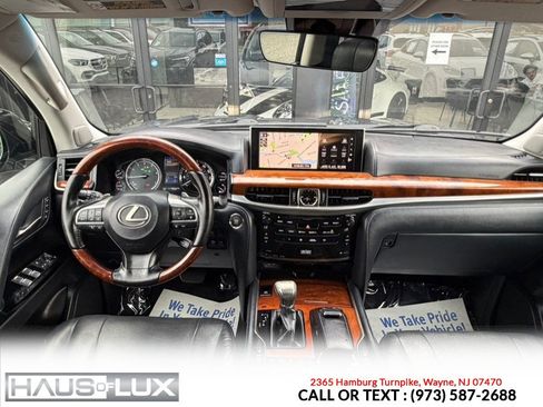 Used 2018 Lexus LX 570 4WD w/ Luxury Package image 25