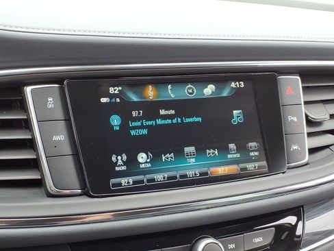 Used 2019 Buick Enclave Premium AWD/4WD image 17