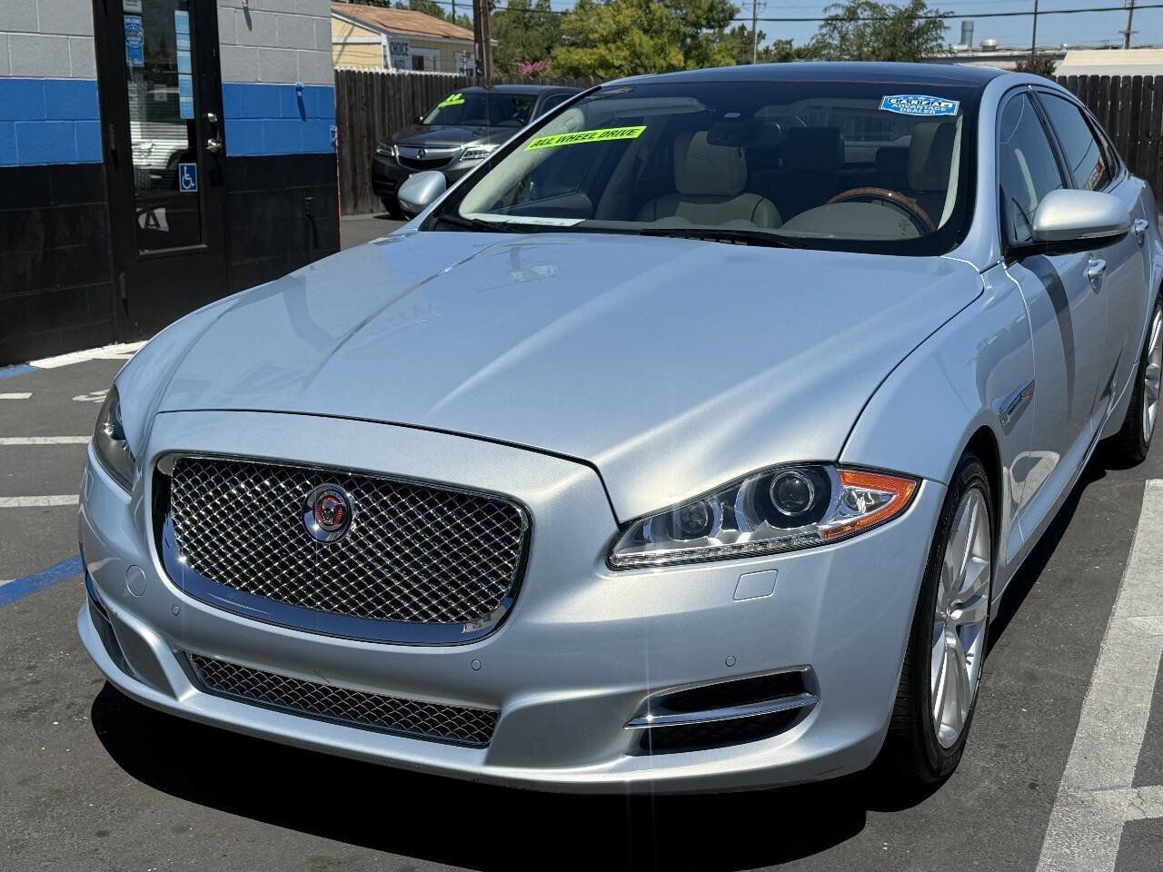 Used 2014 Jaguar XJ L Portfolio AWD/4WD image 25