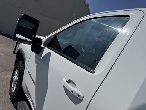 Used 2022 Chevrolet Silverado 3500 LT w/ Convenience Package image 15