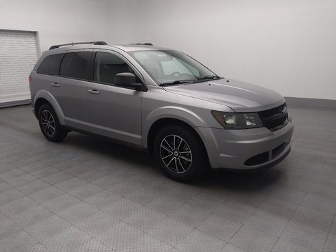 Used 2018 Dodge Journey SE w/ Popular Equipment Group FWD image 11