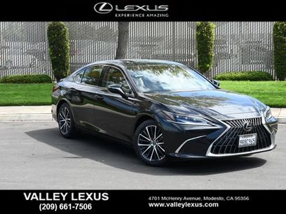 Used 2025 Lexus ES 300h w/ Premium Package
