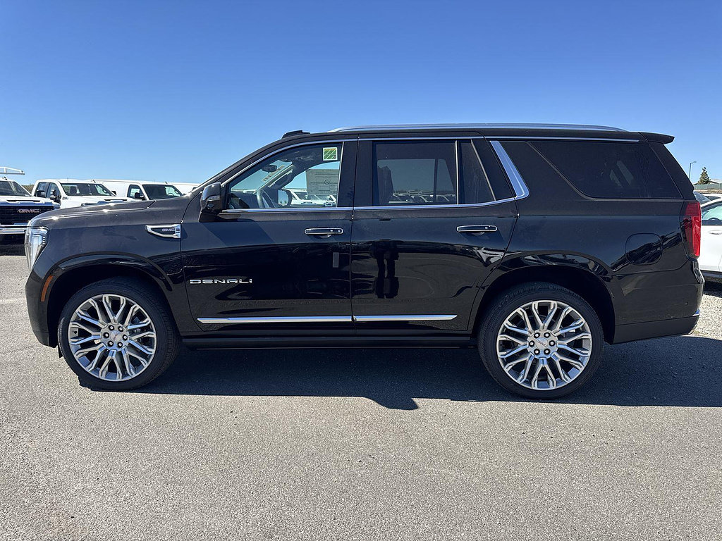 New 2027 GMC Yukon Denali w/ Denali Reserve Package AWD/4WD image 13