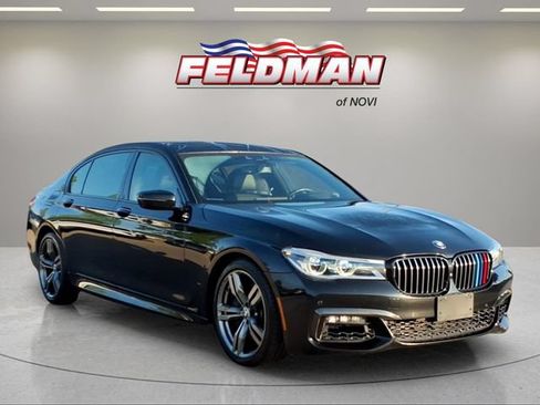 Used 2016 BMW 750i RWD image 8